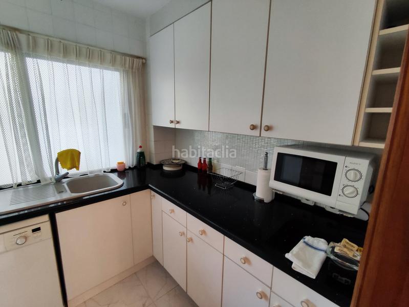 Foto 2e7eb137-d66d-46b0-801e-09a7d8fdca9f. Location appartement dans Playa Poniente Benidorm