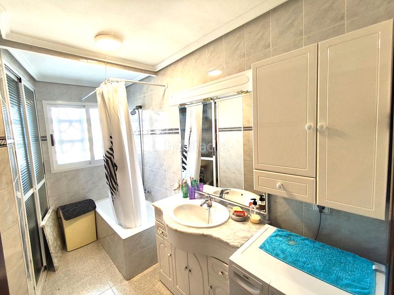 Foto f3858dfe-cd22-4f85-af59-65eb5204a15f. Appartamento con parcheggio piscina in Foietes Benidorm