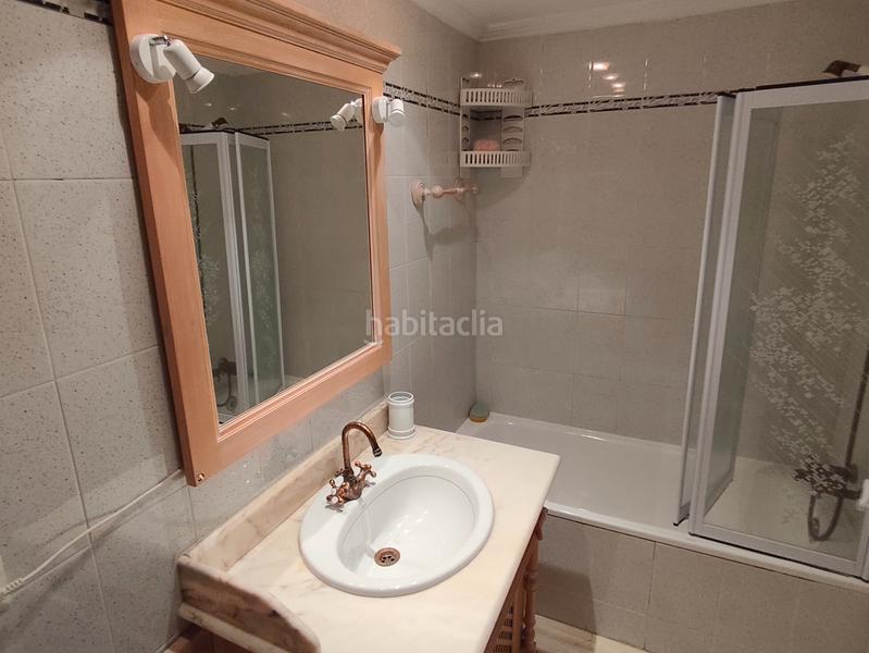 Foto 48e03d29-fc1d-48f8-904e-48bccd860815. Location appartement avec parking piscine dans Playa Poniente Benidorm