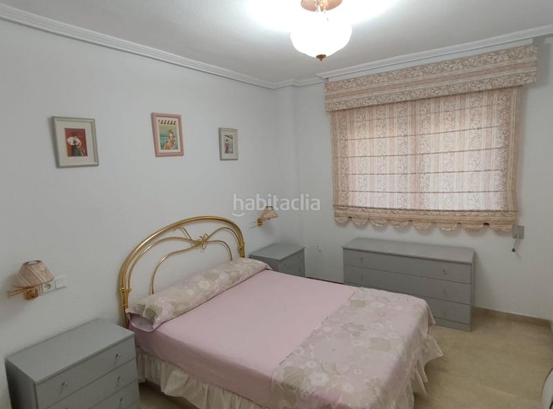 Foto 5cd7fab6-3eb3-4aaf-9c1f-72e71b3fa749. Location appartement avec parking piscine dans Playa Poniente Benidorm