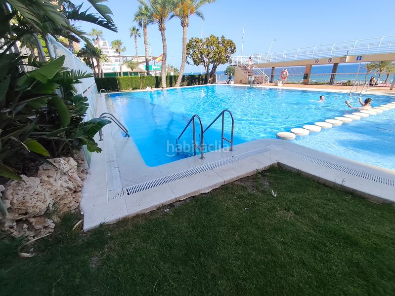 Foto af295e48-a922-4ba8-a925-87aba2bdb487. Pis amb aparcament piscina a Playa Poniente Benidorm