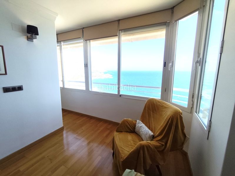 Foto d79a166e-18a8-4b2d-b1ae-5b3fdf9629f5. Pis amb aparcament piscina a Playa Poniente Benidorm