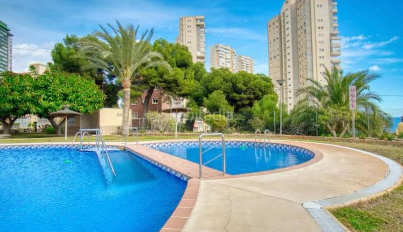 Foto 1799d302-1b15-4450-b7fc-b1d4f32f5fe6. Pis a Playa Poniente Benidorm