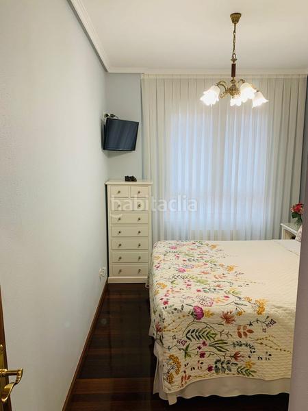 Foto def72947-247c-44e9-b0a4-03f256dec6bc. Pis amb calefacció aparcament a Llodio