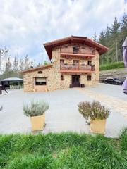 Casa a Arcentales. Casa en venta en arcentales, 5 dormitorios.