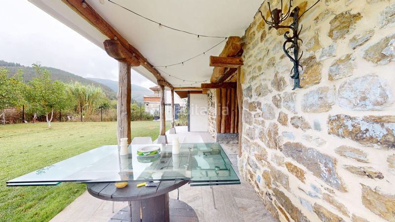 Foto 4fa8b2c6-5a13-43d7-9733-6ecb1978d639. Casa amb calefacció a Valle de Mena