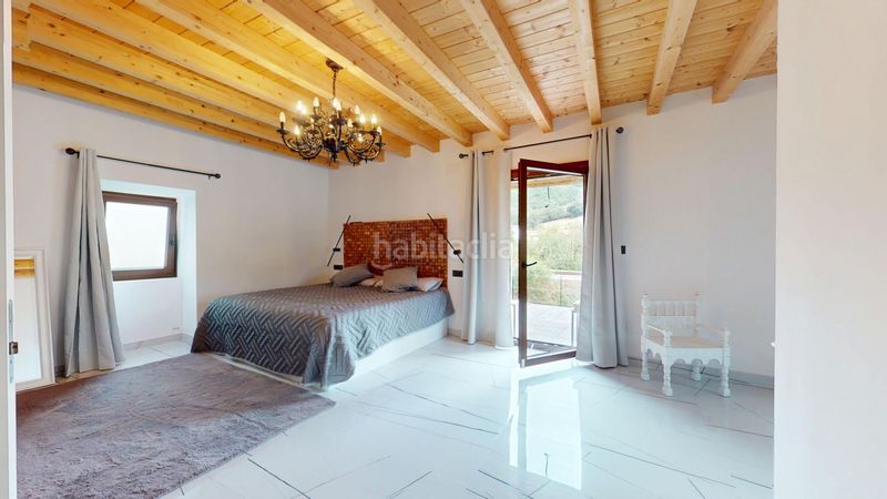 Foto a5491d81-b53f-494b-b90d-04d3fa5a9b1c. Casa amb calefacció a Valle de Mena