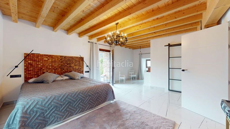 Foto b653ef40-39b5-43aa-b587-50bad033e686. Casa amb calefacció a Valle de Mena