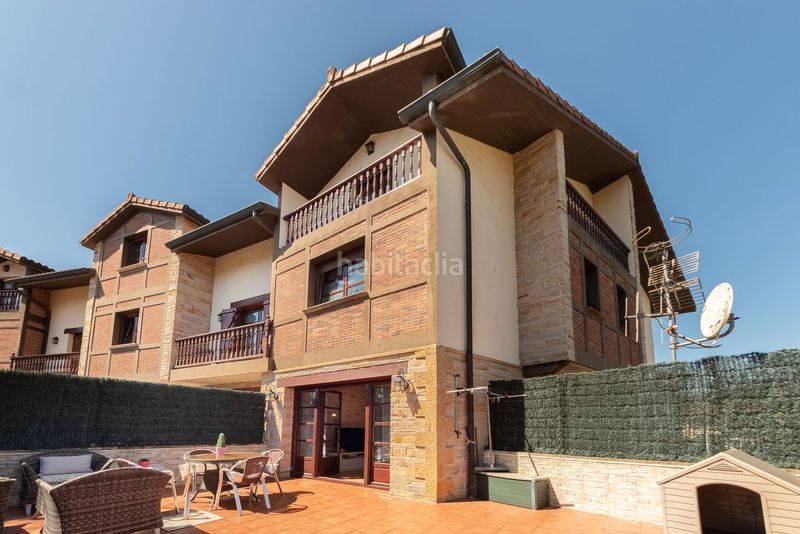 Foto be1ff0d9-5046-4a55-be15-f3700991ee09. Casa amb calefacció aparcament a Zalla