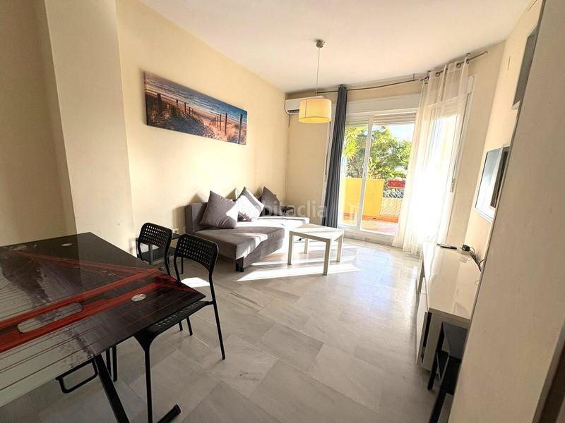 Foto 3cfef840-74a1-45c7-9c1f-357b223da580. Planta baixa amb aparcament piscina a Torreblanca del Sol Fuengirola