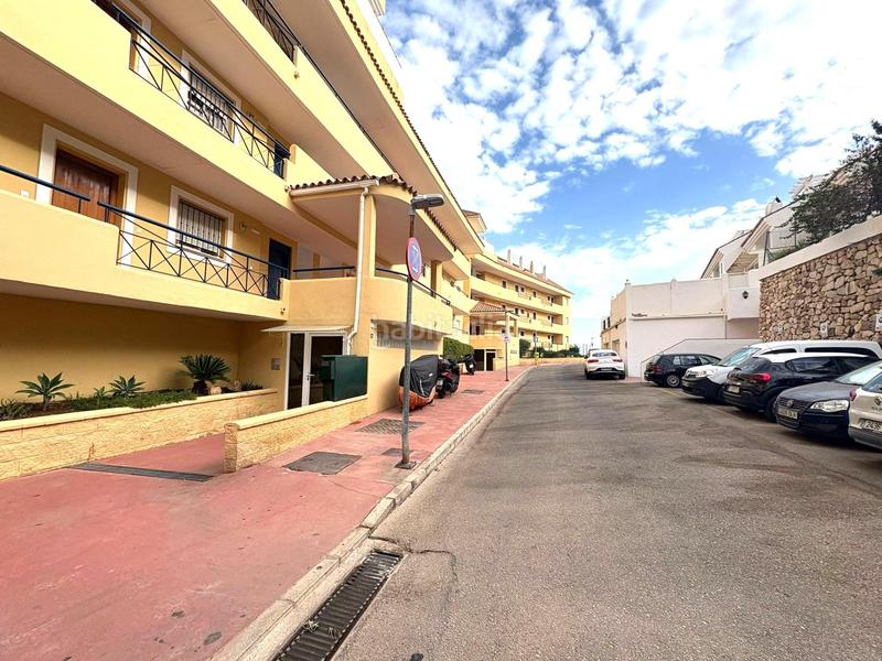 Foto 9417c807-43d3-47e4-813c-4a57a5187831. Planta baixa amb aparcament piscina a Torreblanca del Sol Fuengirola