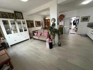 Casa  Manuel martin. Casa mata reformada con gran terraza en el centro del arroyo de