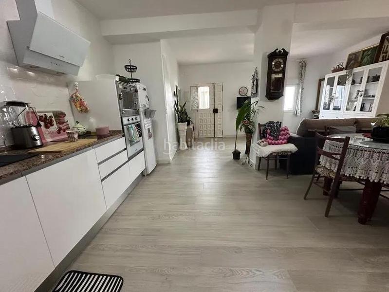 Foto e777bdc1-94ec-4c8f-9699-bdd751fe8f86. Casa a Arroyo de la Miel Benalmádena