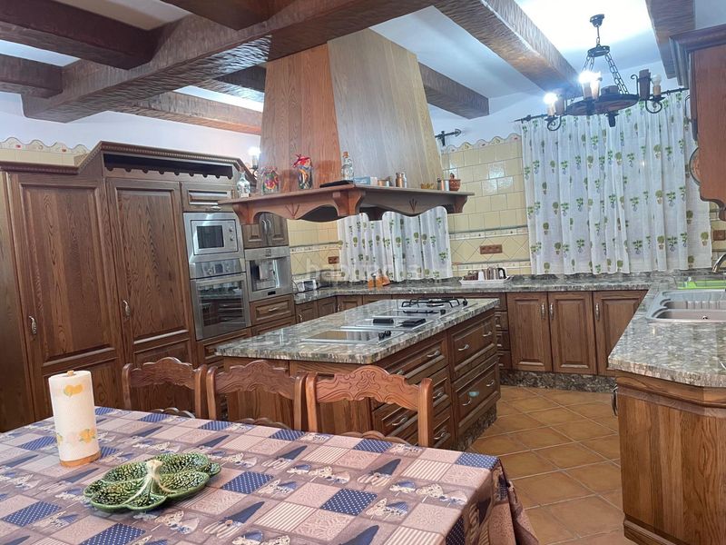 Foto 3b0261e5-5241-46ff-90d9-9782e397e882. Chalet con riscaldamento parcheggio piscina in Villanueva De La Concepción