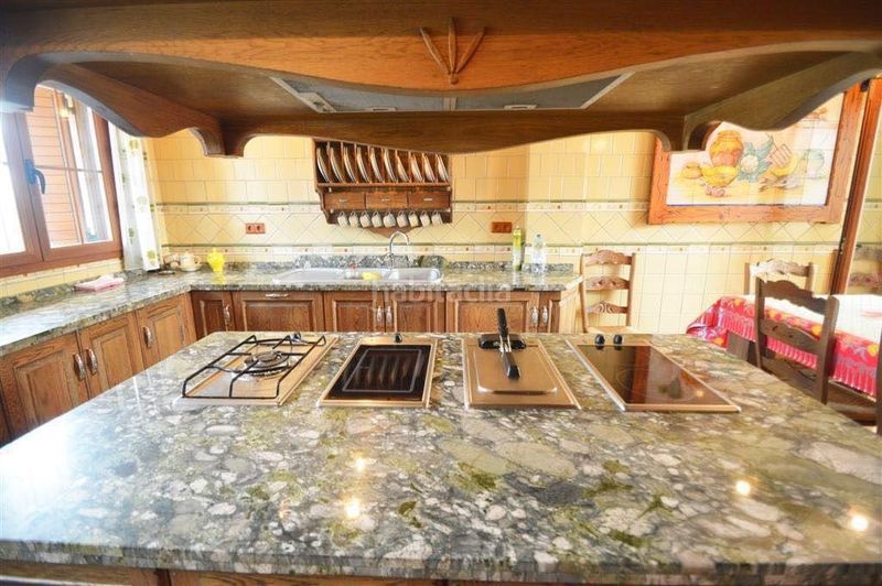 Foto f384684c-1614-405d-826c-ef1461f6081e. Chalet con riscaldamento parcheggio piscina in Villanueva De La Concepción