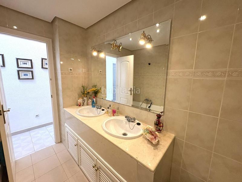 Foto aa8150d2-ecec-4f47-9d7a-baa463f8e7c0. Xalet amb calefacció aparcament a Capellanía - Retamar Alhaurín de la Torre