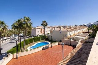 Reihenhaus en Calle de isa�as carrasco miguel 22. Espectacular adosado con vistas en una de las mejores zonas de t