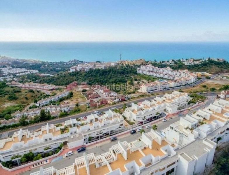 Foto ff7fb347-10b6-4370-b38e-4ea2662a2b2f. Àtic a avenida calle aulaga 5 a Zona Centro Comercial Torrequebrada Benalmádena