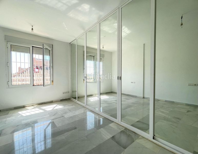 Foto 10bf74a2-d3aa-4fa0-9db5-ecf03b9833e6. Casa adossada amb aparcament piscina a Montealto - Monterrey Benalmádena