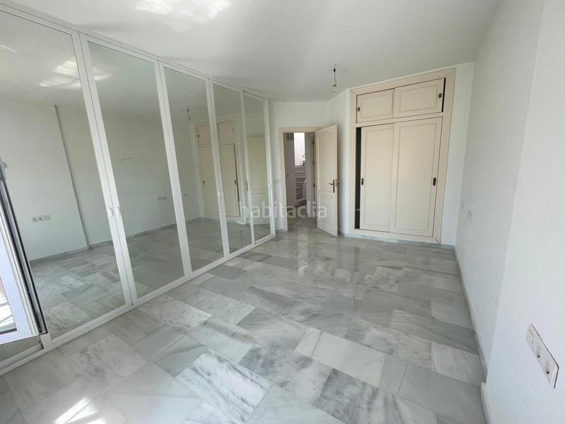 Foto 1901b210-f03a-42e6-b16c-c01543d0ada9. Reihenhaus mit parking pool in Montealto - Monterrey Benalmádena