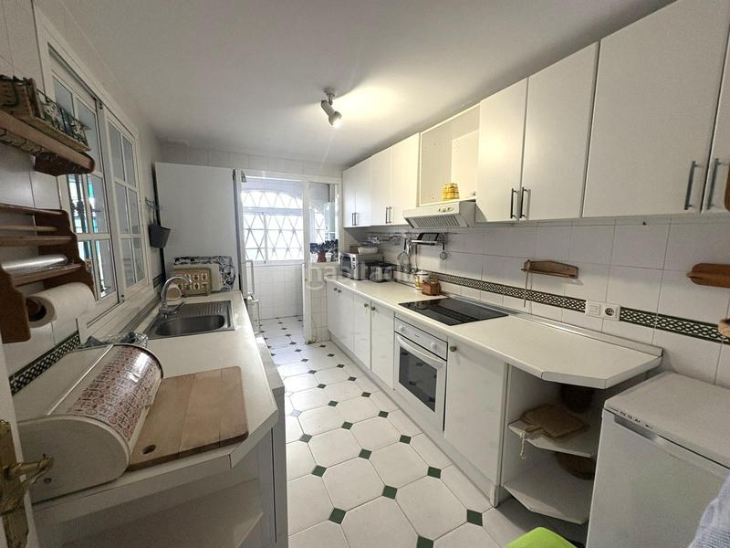 Foto 0dacf843-f511-4e02-9a5f-40bd4f3bde85. Casa adossada amb piscina a Los Boliches Fuengirola