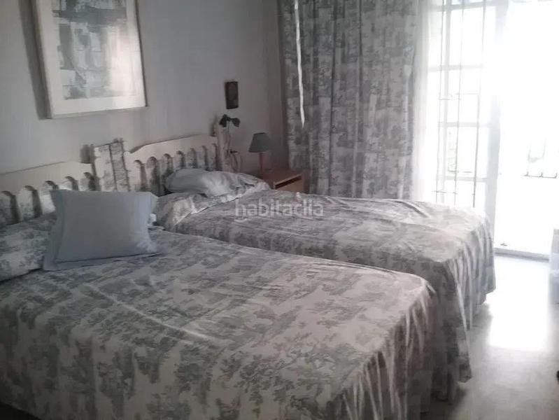 Foto 2df8c228-cd99-40bd-8048-1deb3753b329. Casa adossada amb piscina a Los Boliches Fuengirola