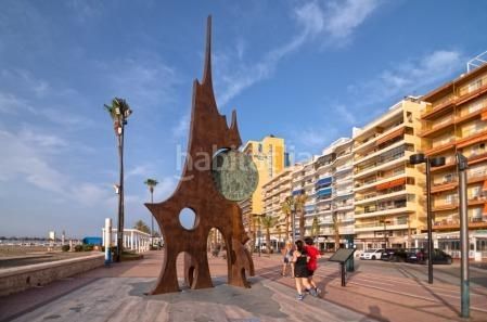 Foto 79545895-02c9-4a4c-9826-5834e9dbe62c. Casa adossada amb piscina a Los Boliches Fuengirola