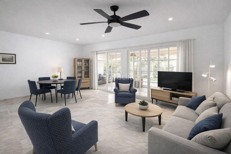 Foto 7a729533-d5ba-45d2-9540-e01e8ee87fa1. Casa adossada amb piscina a Los Boliches Fuengirola