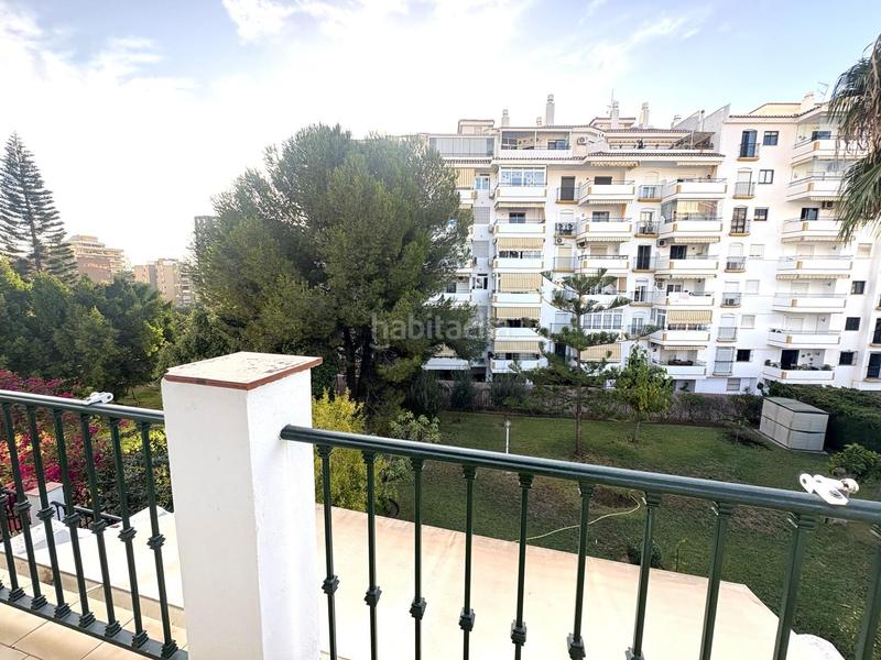 Foto 7b793170-19d7-4423-869a-bf2603fa6a66. Casa adossada amb piscina a Los Boliches Fuengirola