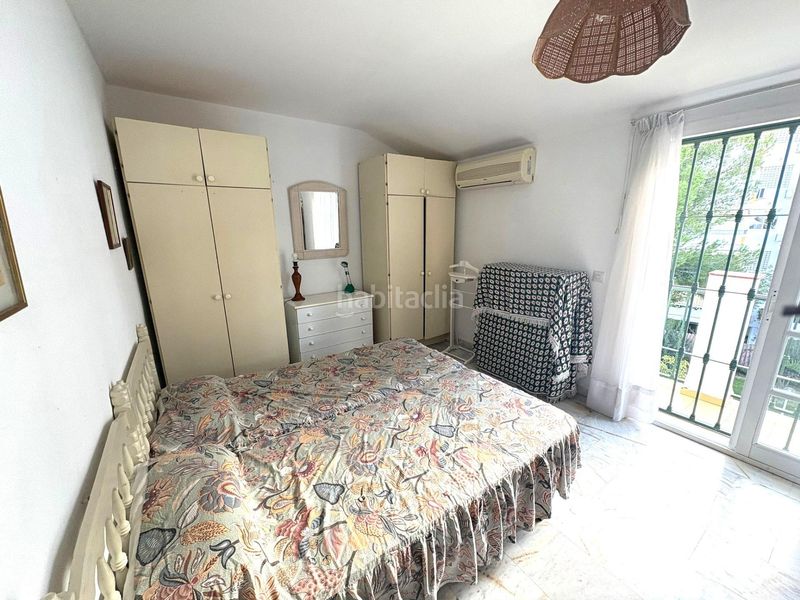 Foto 9cd25393-6aba-4061-b678-11013a85c07a. Casa adossada amb piscina a Los Boliches Fuengirola