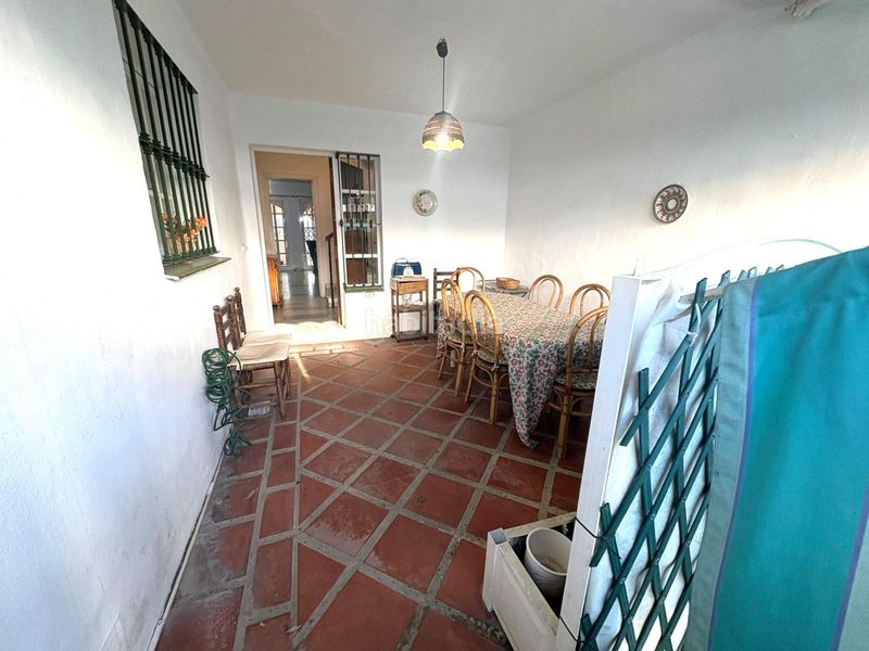 Foto b40c7e9e-e5c2-49ba-8199-ae00ff7157ff. Casa adossada amb piscina a Los Boliches Fuengirola