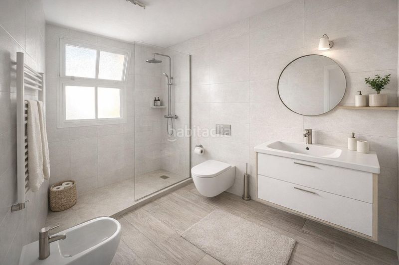 Foto c61084ae-9adf-4611-99ec-42dc06f5386c. Casa adossada amb piscina a Los Boliches Fuengirola