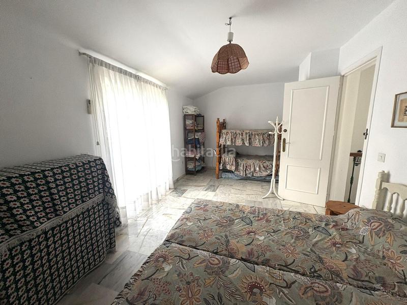 Foto e13f81fb-eda9-47c8-b000-7c1c1c6e7ad5. Casa adossada amb piscina a Los Boliches Fuengirola