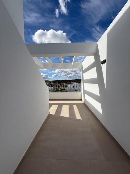 Foto 037a71d6-8224-4f57-b297-0a37cc9e2700. Àtic amb calefacció aparcament piscina a Guadalobón Estepona