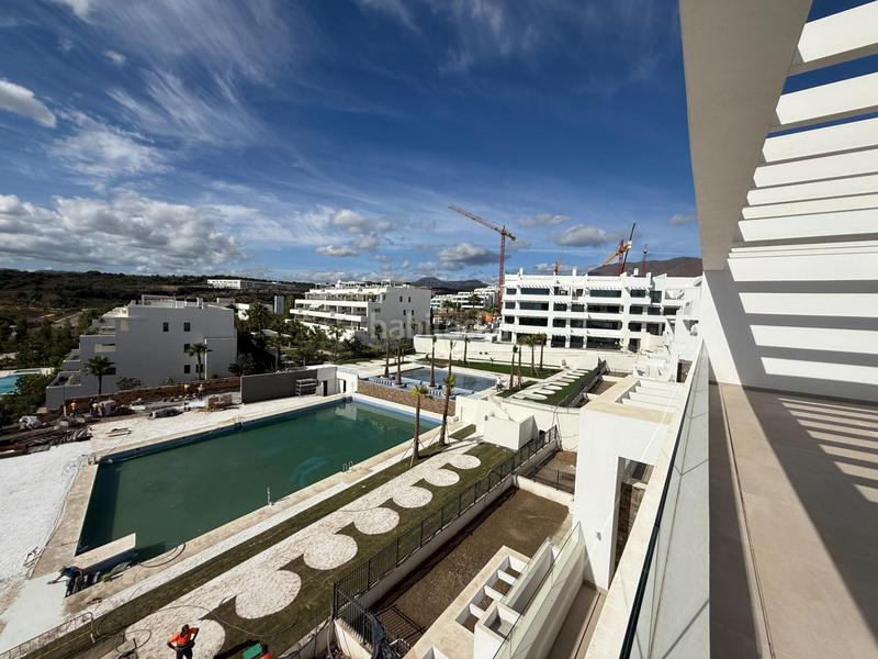 Foto 04cac19a-1dc6-43da-9c18-23507c27eaf6. Àtic amb calefacció aparcament piscina a Guadalobón Estepona