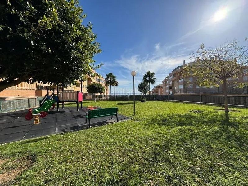 Foto 073d8990-b185-4b6a-924a-3666a2916bd9. Àtic amb aparcament piscina a El Pinillo Torremolinos