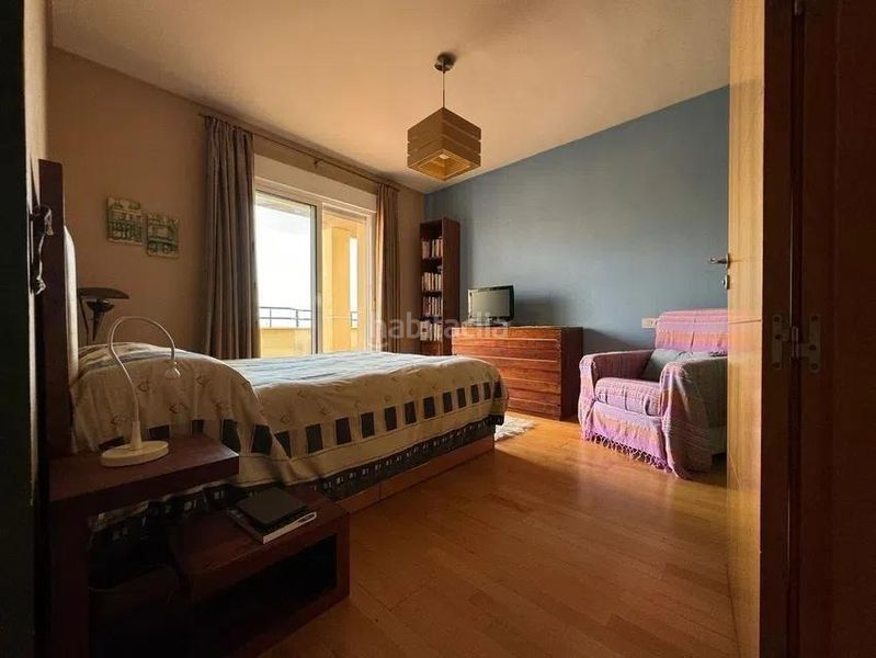 Foto a91c3092-94ad-44b3-865e-cfc7e5125773. Àtic amb aparcament piscina a El Pinillo Torremolinos