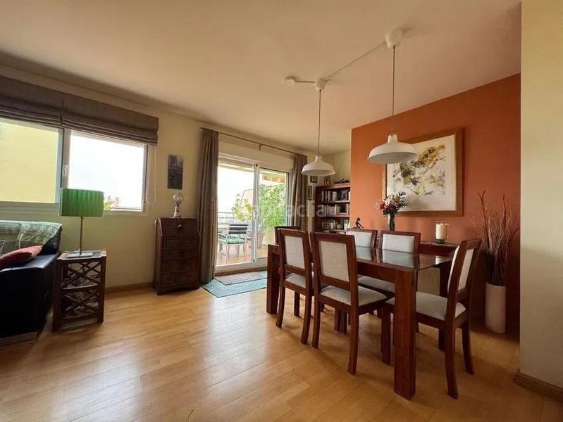 Foto f65b77c6-7409-4588-bcd6-db7a82f8b7e8. Àtic amb aparcament piscina a El Pinillo Torremolinos