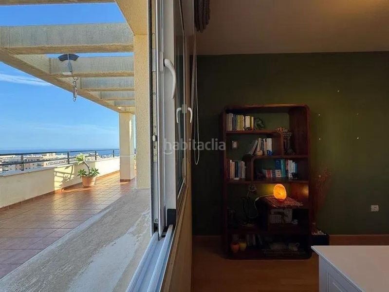 Foto fdb66304-46cf-405a-8df7-1af1e9cf2b77. Àtic amb aparcament piscina a El Pinillo Torremolinos