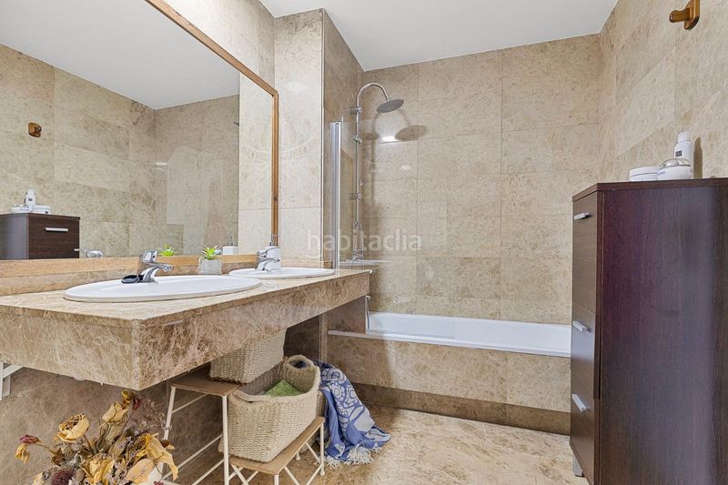 Foto 8cf94c72-336a-4dd4-a030-45405f1a9e8c. Apartament amb aparcament a Nueva Alcántara Marbella