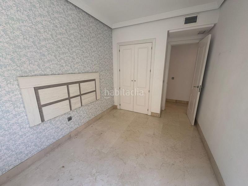 Foto 153eaafa-416f-4f60-9016-a458a235059d. Apartament amb aparcament piscina a Zona Centro Comercial Torrequebrada Benalmádena