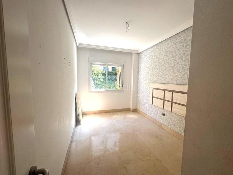 Foto 64f8f321-4dcd-4b1f-bc23-6be8c6327e01. Apartament amb aparcament piscina a Zona Centro Comercial Torrequebrada Benalmádena