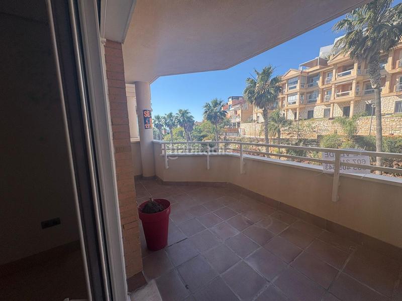 Foto b1e5c98b-42a3-4b91-85e9-4865392151c4. Apartament amb aparcament piscina a Zona Centro Comercial Torrequebrada Benalmádena