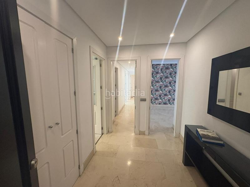 Foto faa4f105-2197-45e2-9dde-49c31ac83105. Apartament amb aparcament piscina a Zona Centro Comercial Torrequebrada Benalmádena