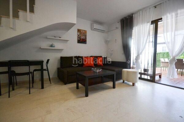 Foto 08cfc5f0-6322-44da-b96c-03510ec39f21. Casa adossada amb aparcament piscina a Hacienda Torrequebrada Benalmádena