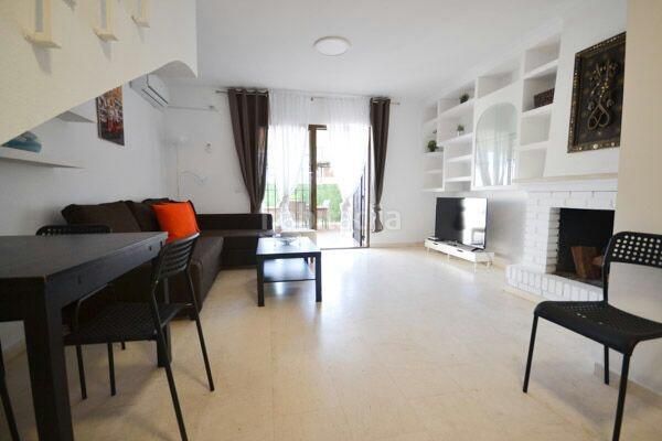 Foto a639a735-fc1f-4ead-9ccd-8ff9f2b86a36. Casa adossada amb aparcament piscina a Hacienda Torrequebrada Benalmádena