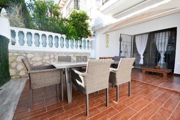 Foto b00cd5d1-f21d-4f73-b881-1d4711c4d603. Casa adossada amb aparcament piscina a Hacienda Torrequebrada Benalmádena