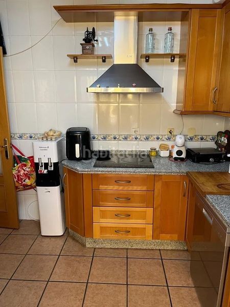 Foto 005a8a3a-5580-438f-afd9-b329bf80e3a2. Casa adossada amb aparcament piscina a Distrito Zeta - Recinto Ferial Cortijo de Torres Málaga