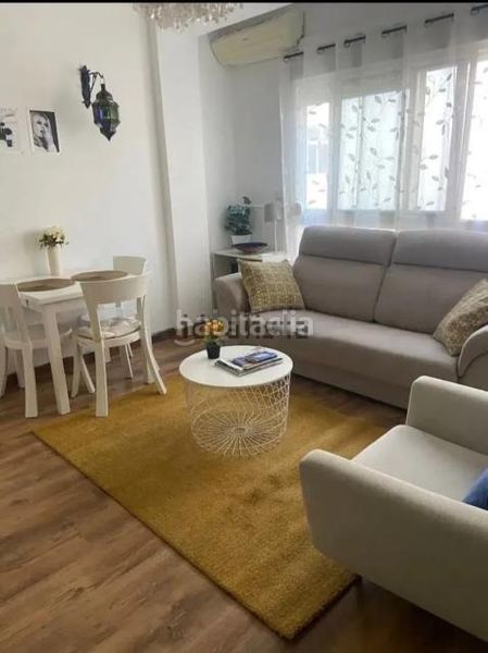 Foto 84e0f46b-6cee-4cee-ac22-977b45f90f23. Apartament a La Victoria Málaga