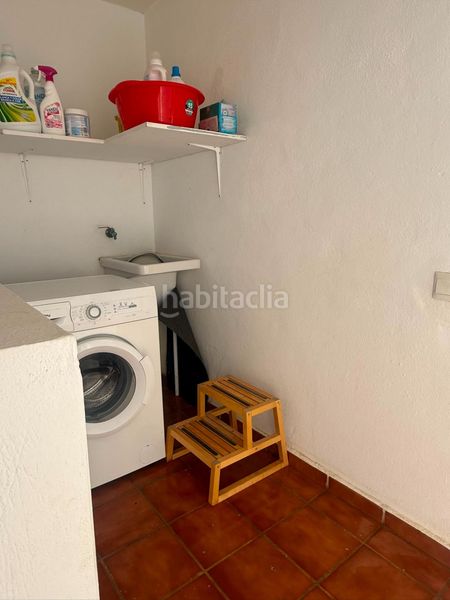 Foto 5e1a7612-e81a-4bd0-8558-24fe76c20bcb. Casa adossada amb calefacció aparcament piscina a Torremolinos
